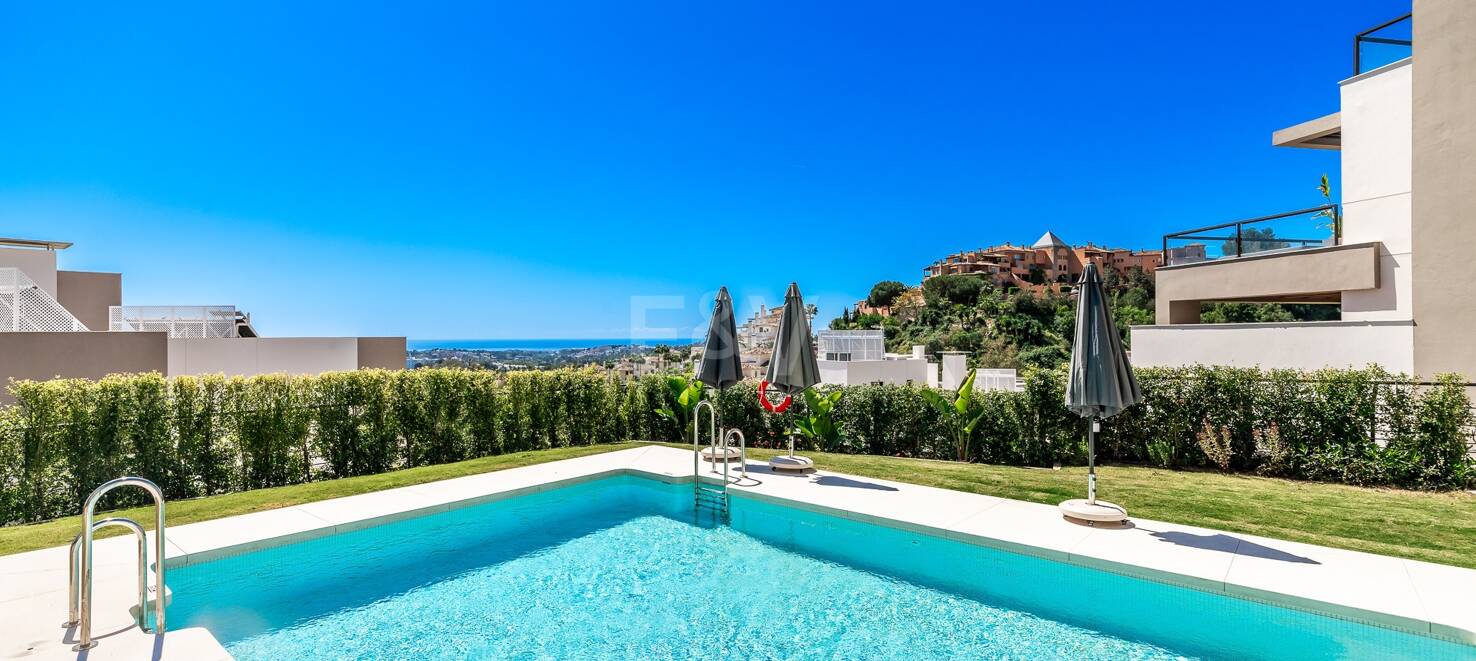 Lujoso apartamento a estrenar con vistas abiertas al mar