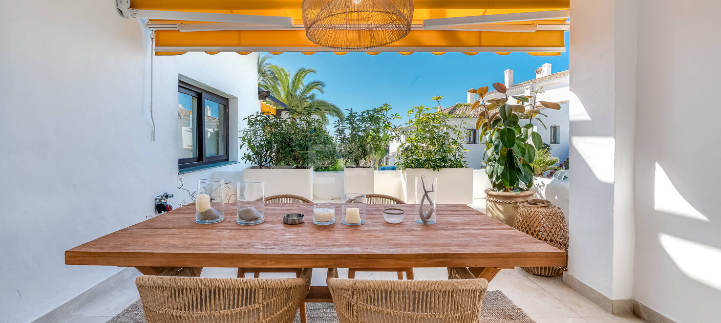 Markplanslägenhet till salu i Nueva Andalucia, Marbella