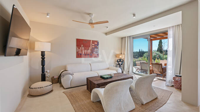Belle Villa de style Ibiza authentique à Elviria, Marbella Est