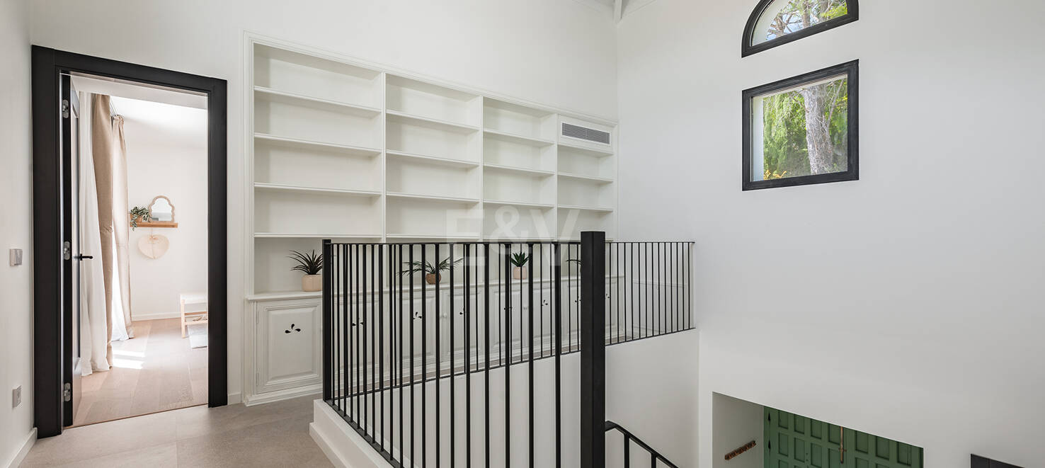 Exquisit renovierte Luxusvilla mit Meerblick