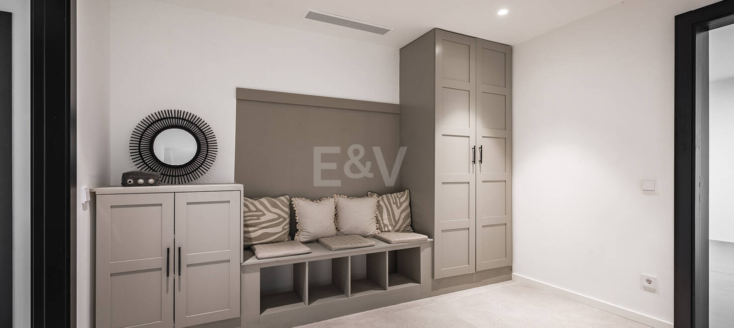 Exquisit renovierte Luxusvilla mit Meerblick