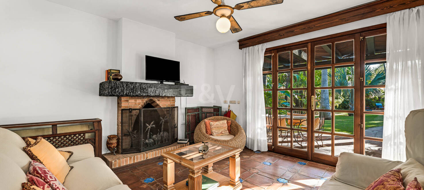 Eine einzigartige Villa mit Gästehaus auf weitläufigem Gelände