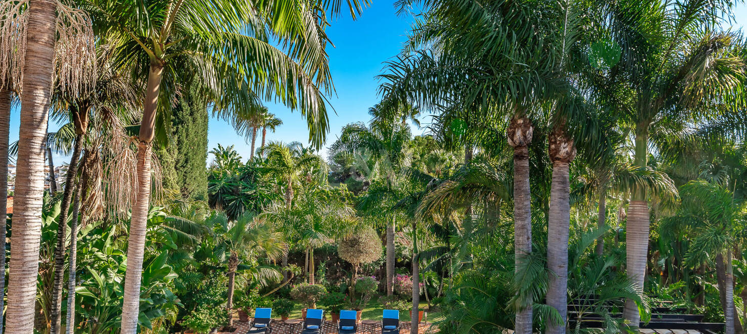 Eine einzigartige Villa mit Gästehaus auf weitläufigem Gelände