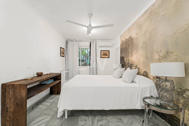 Eine einzigartige Villa mit Gästehaus auf weitläufigem Gelände