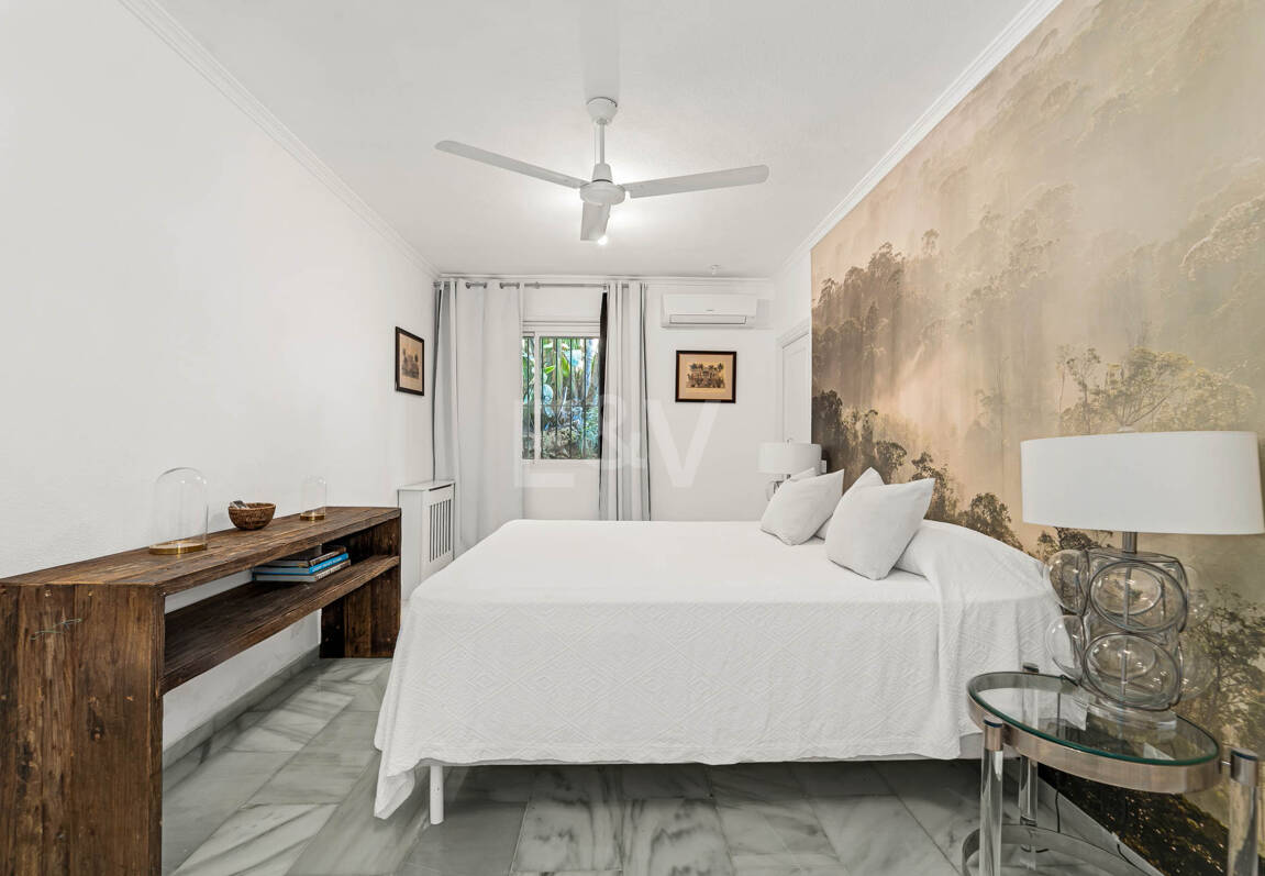 Eine einzigartige Villa mit Gästehaus auf weitläufigem Gelände