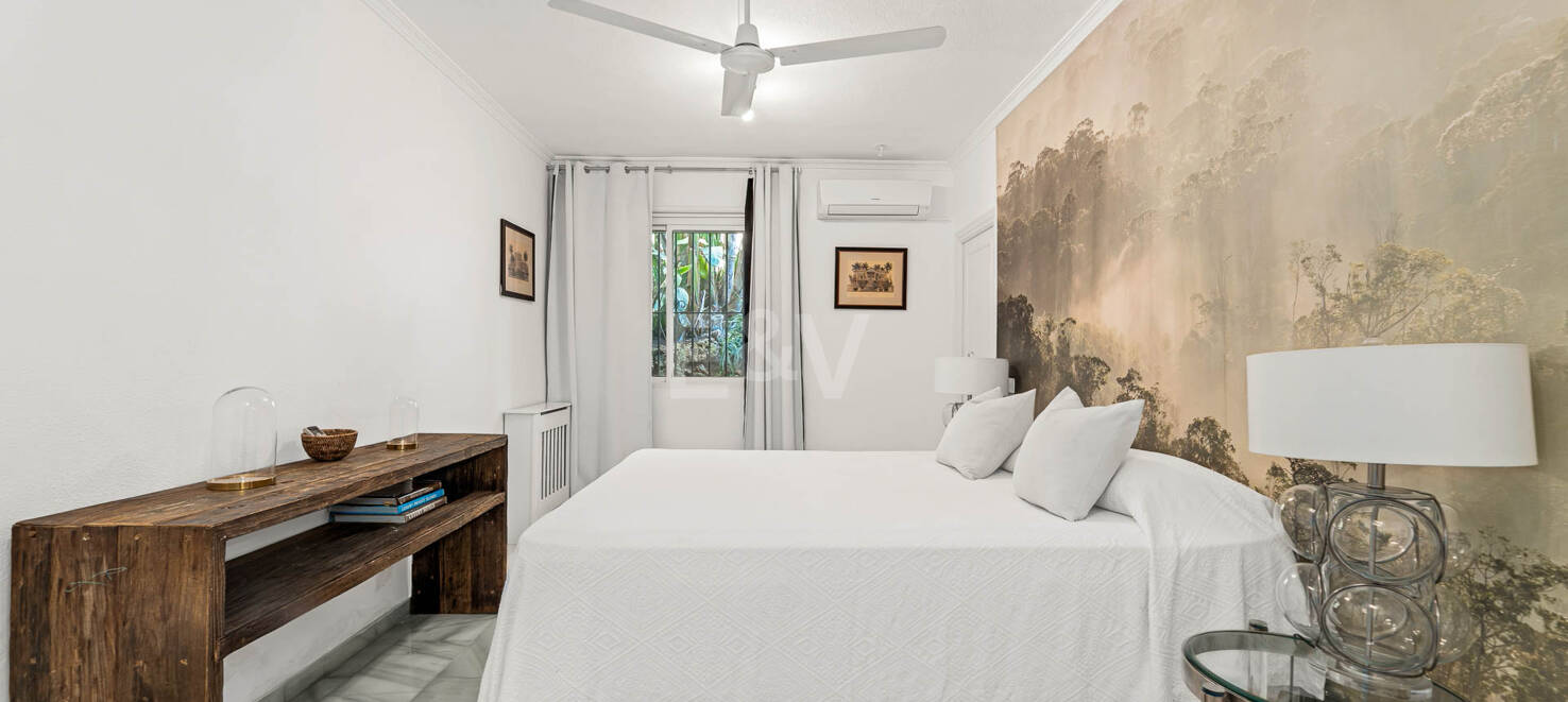 Eine einzigartige Villa mit Gästehaus auf weitläufigem Gelände