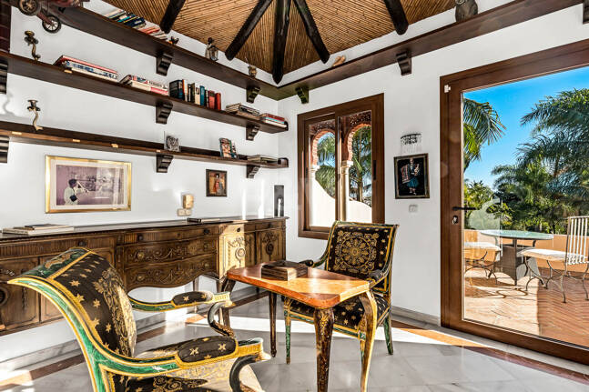 Eine einzigartige Villa mit Gästehaus auf weitläufigem Gelände