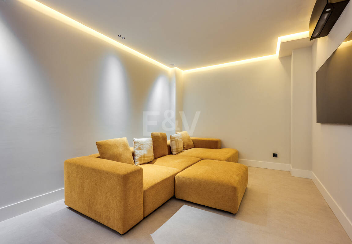 Luxus Townhouse in Puerto Banús nahe Strand & Yachthafen