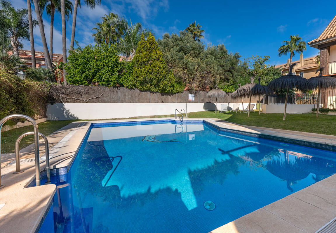 Luxus Townhouse in Puerto Banús nahe Strand & Yachthafen