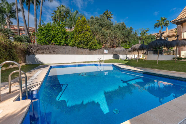 Luxus Townhouse in Puerto Banús nahe Strand & Yachthafen