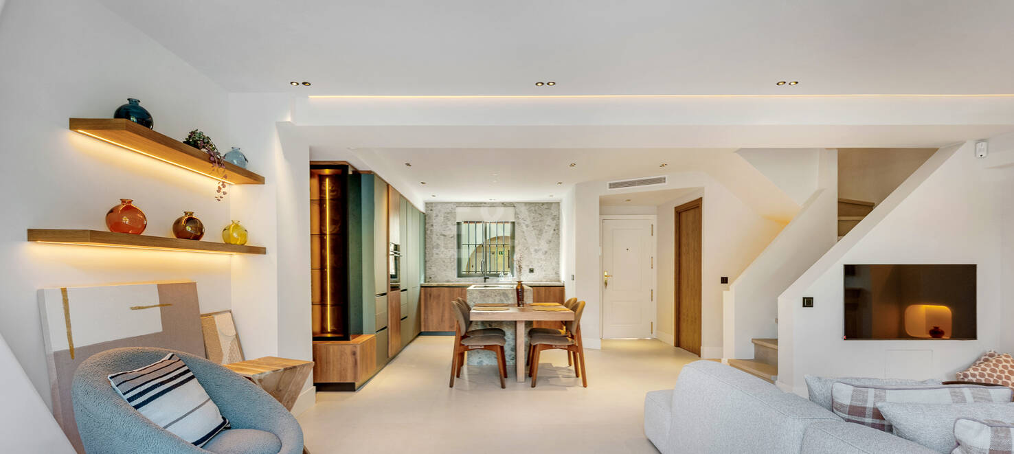 Casa adosada de lujo en Puerto Banús cerca de la playa y el puerto deportivo