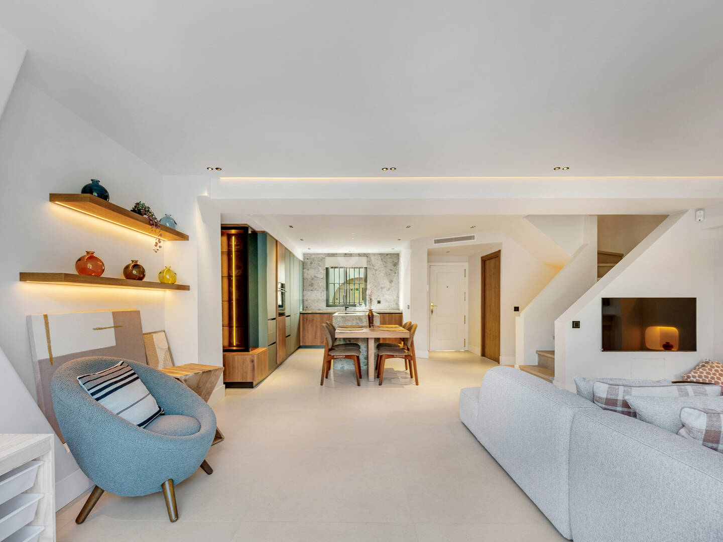 Luxury Townhouse in Puerto Banús Near the Beach & Marina