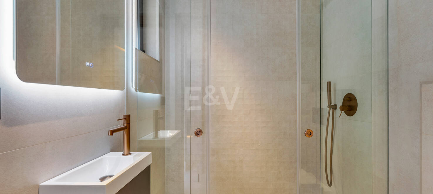 Casa adosada de lujo en Puerto Banús cerca de la playa y el puerto deportivo