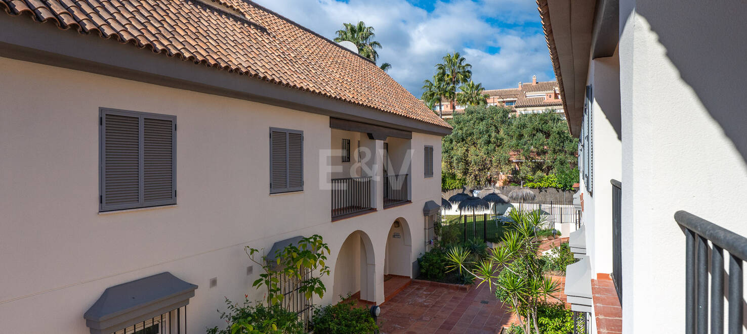 Casa adosada de lujo en Puerto Banús cerca de la playa y el puerto deportivo