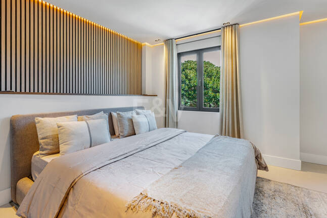 Luxus Townhouse in Puerto Banús nahe Strand & Yachthafen