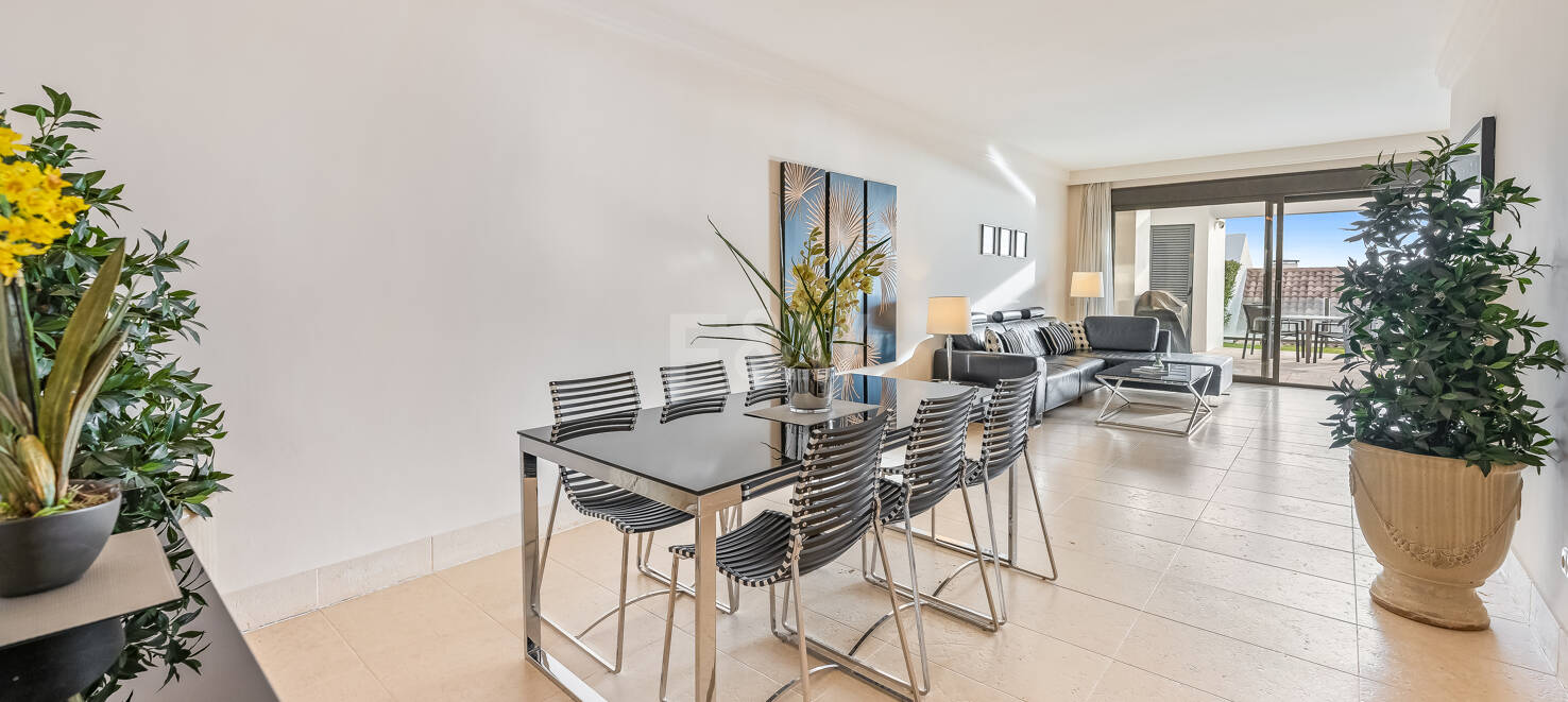 Appartement vue sur la mer dans le club exclusif de Los Monteros Hill – piscine, salle de gym & 24h Sécurité