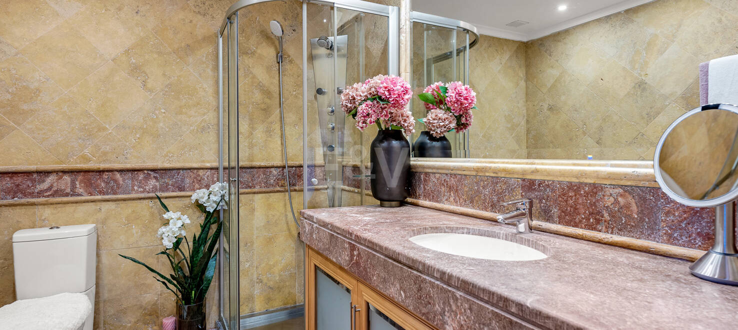 Appartement de luxe avec vue sur la mer dans un complexe exclusif