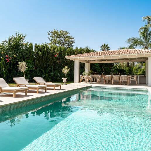 Brandneue Designervilla mit Passivhaus-Effizienz in Los Arqueros