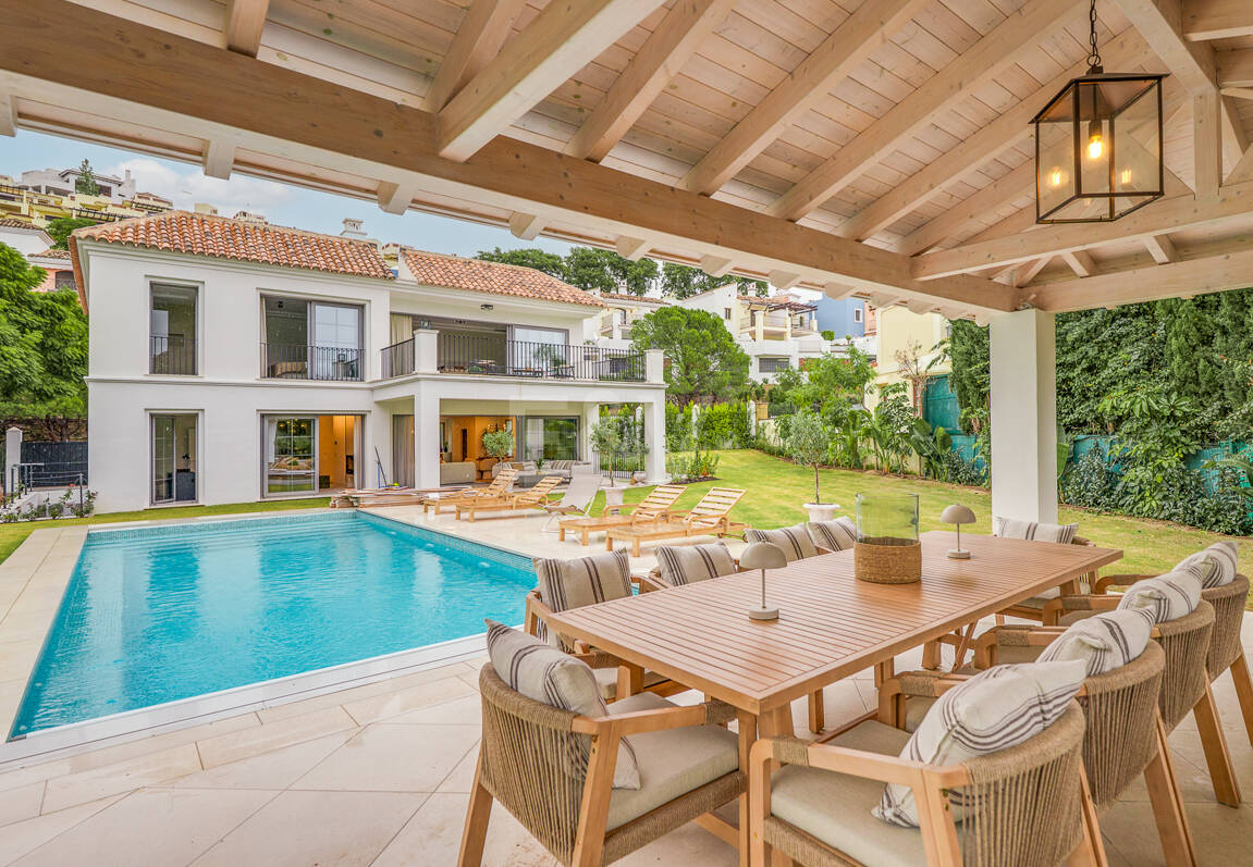 Modern Masterpiece Overlooking the Greens of Los Arqueros