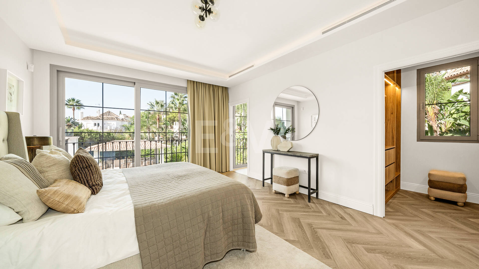 Brandneue Designervilla mit Passivhaus-Effizienz in Los Arqueros