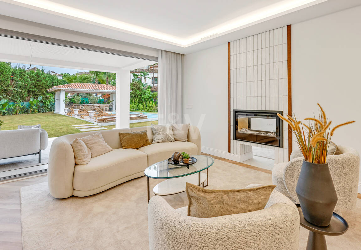 Modern Masterpiece Overlooking the Greens of Los Arqueros