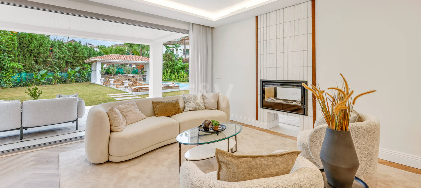 Moderne Meisterwerk mit Blick auf die Greens von Los Arqueros