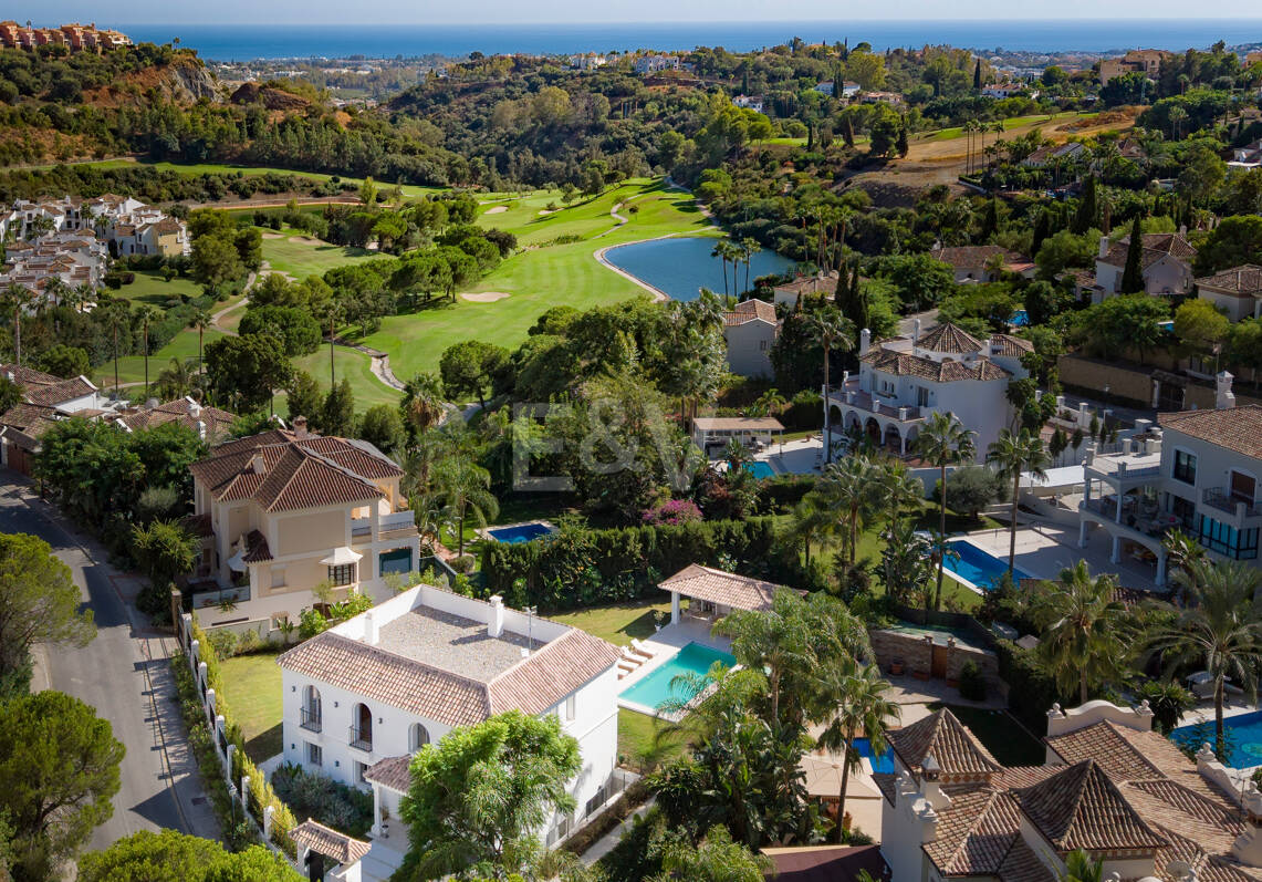 Villa design neuve avec efficacité passive à Los Arqueros