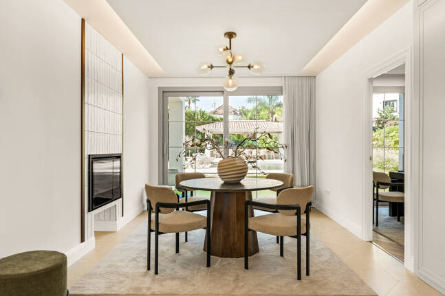 Brandneue Designervilla mit Passivhaus-Effizienz in Los Arqueros