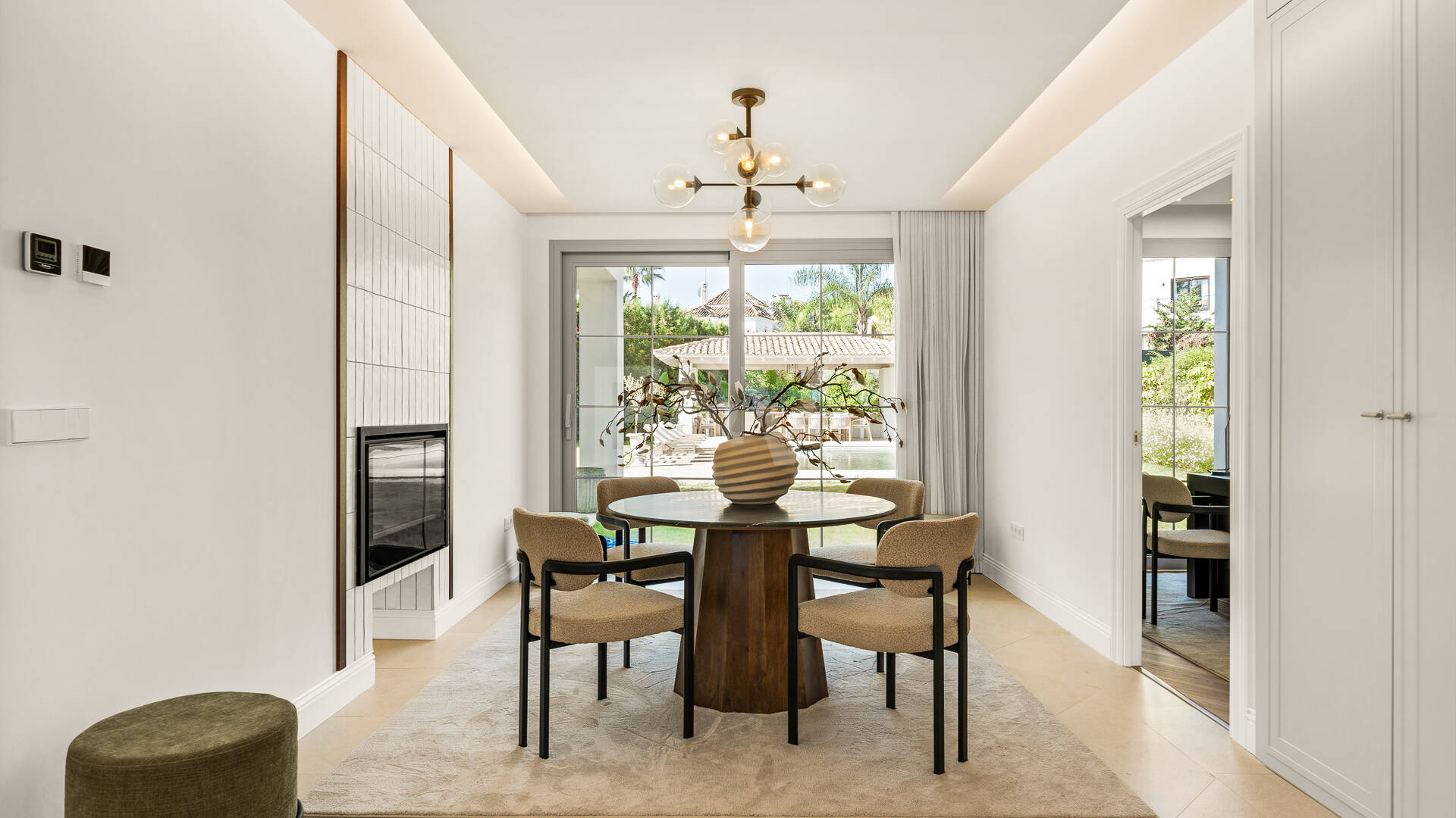 Brandneue Designervilla mit Passivhaus-Effizienz in Los Arqueros