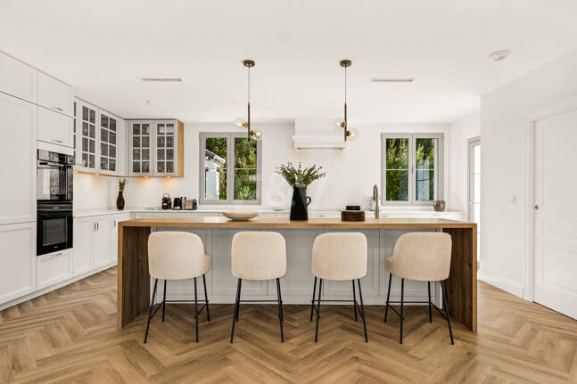 Brandneue Designervilla mit Passivhaus-Effizienz in Los Arqueros