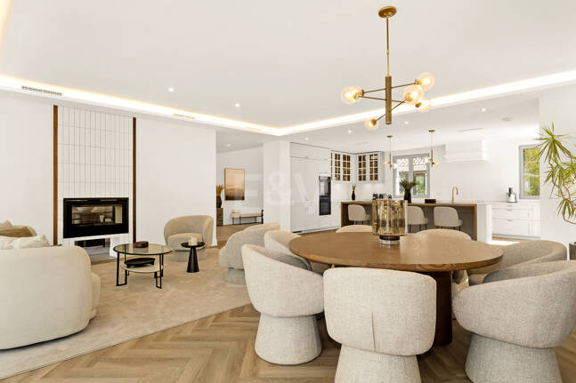 Brandneue Designervilla mit Passivhaus-Effizienz in Los Arqueros