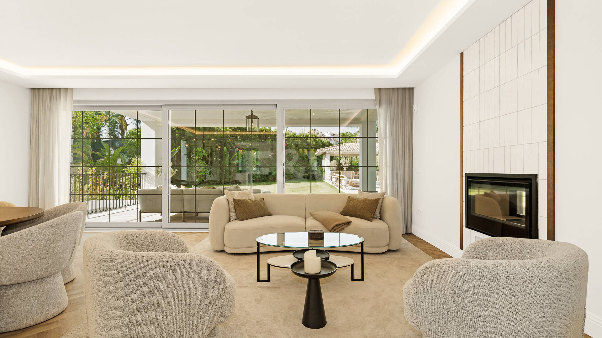 Brandneue Designervilla mit Passivhaus-Effizienz in Los Arqueros