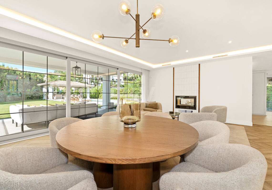Brandneue Designervilla mit Passivhaus-Effizienz in Los Arqueros