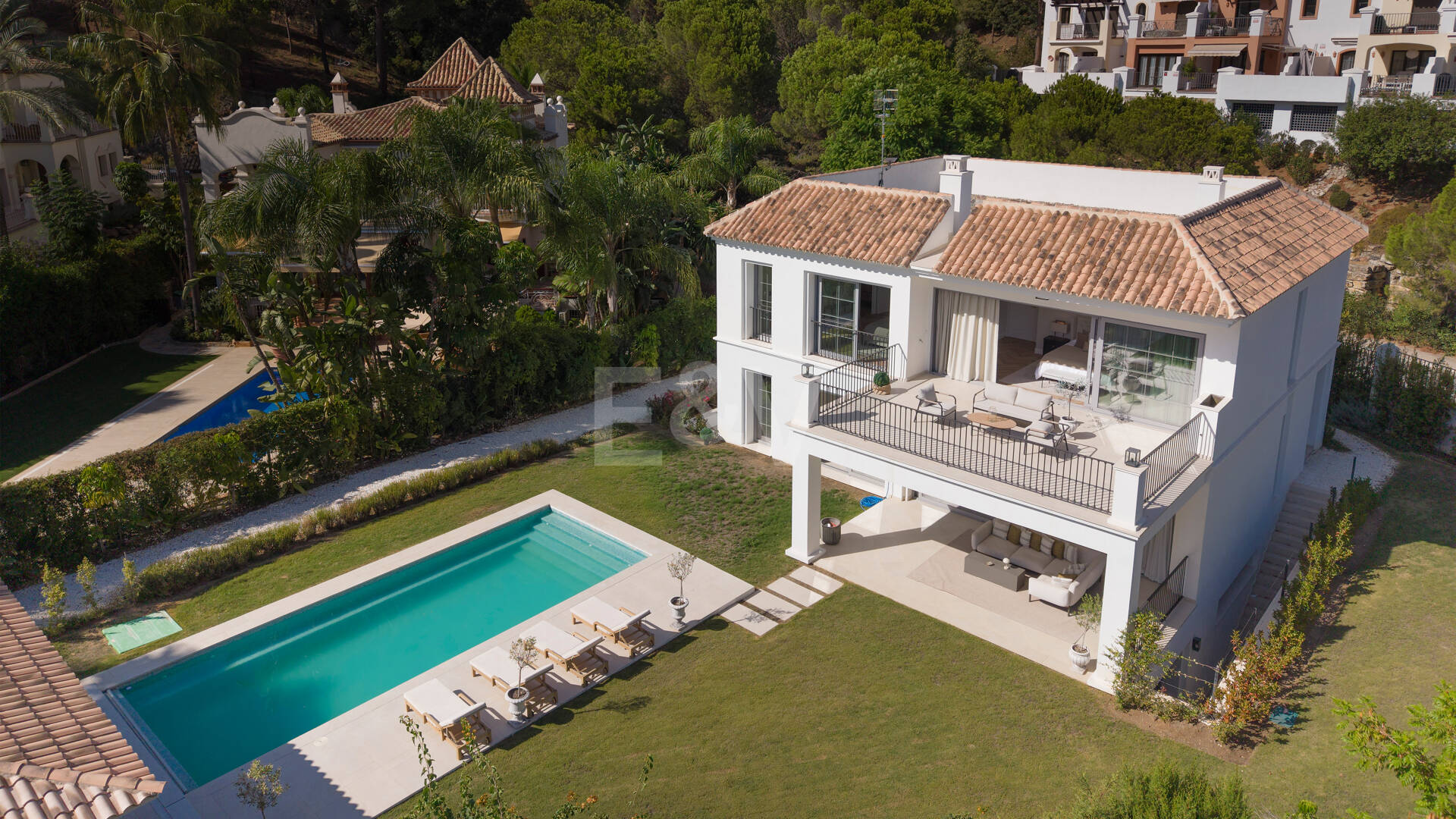 Villa design neuve avec efficacité passive à Los Arqueros
