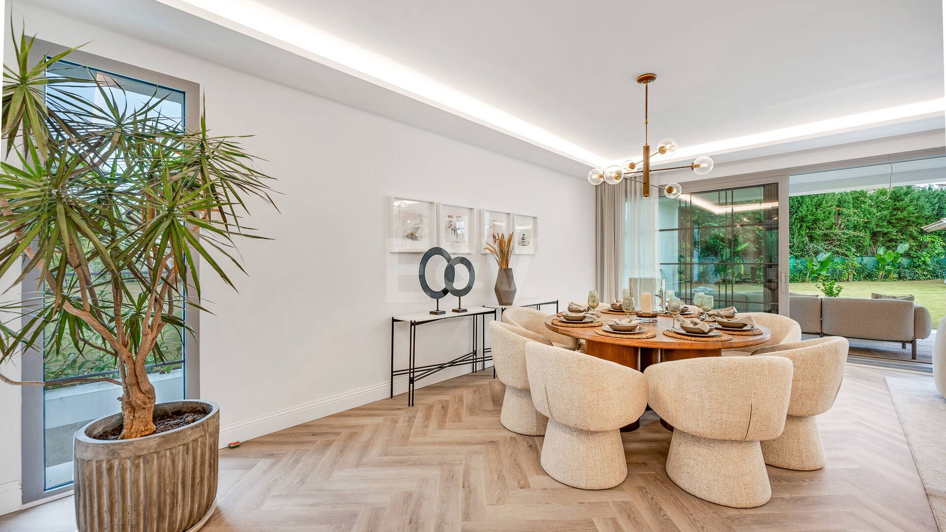 Modern Masterpiece Overlooking the Greens of Los Arqueros