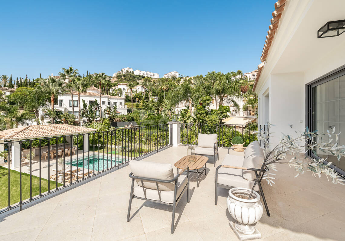 Brandneue Designervilla mit Passivhaus-Effizienz in Los Arqueros