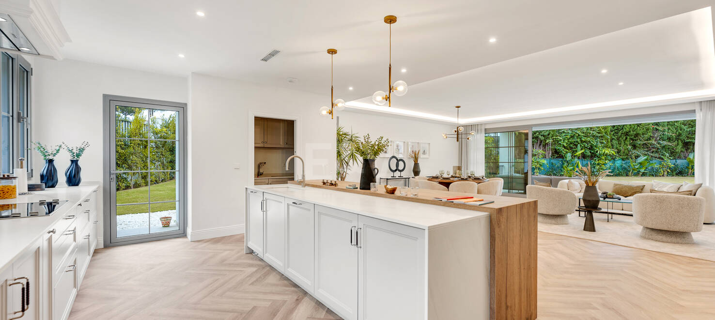 Moderne Meisterwerk mit Blick auf die Greens von Los Arqueros