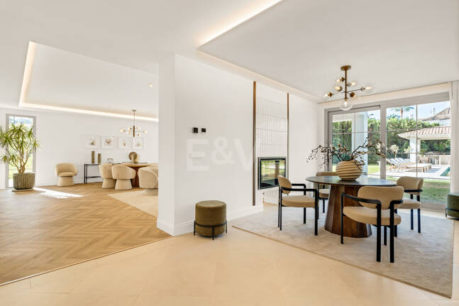 Brandneue Designervilla mit Passivhaus-Effizienz in Los Arqueros