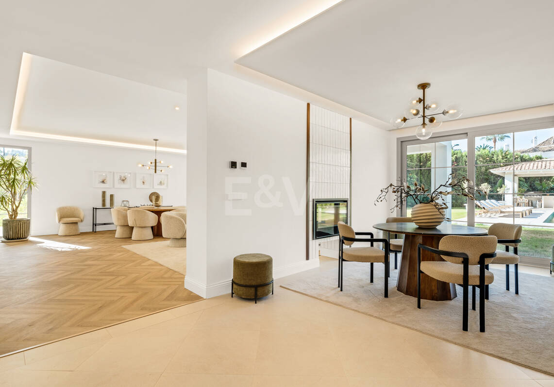 Brandneue Designervilla mit Passivhaus-Effizienz in Los Arqueros