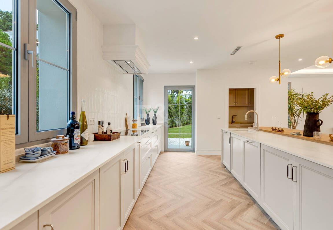 Modern Masterpiece Overlooking the Greens of Los Arqueros