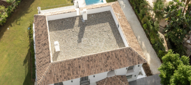 Moderne Meisterwerk mit Blick auf die Greens von Los Arqueros