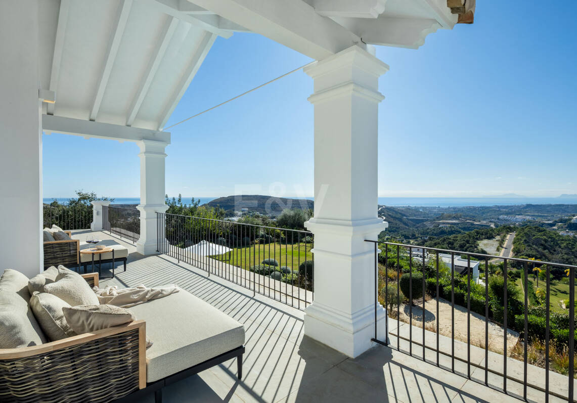 Prestigiosa villa de golf en Marbella Club con vistas impresionantes al Mediterráneo