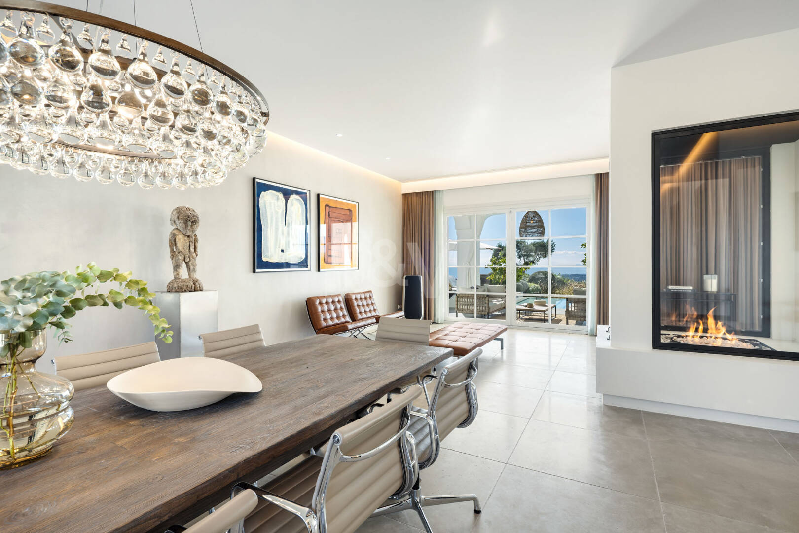 Prestigefylld Marbella Club Golf Villa med Breathtaking Mediterranean Vistas