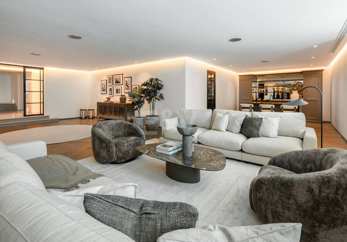 Prestigiosa villa de golf en Marbella Club con vistas impresionantes al Mediterráneo