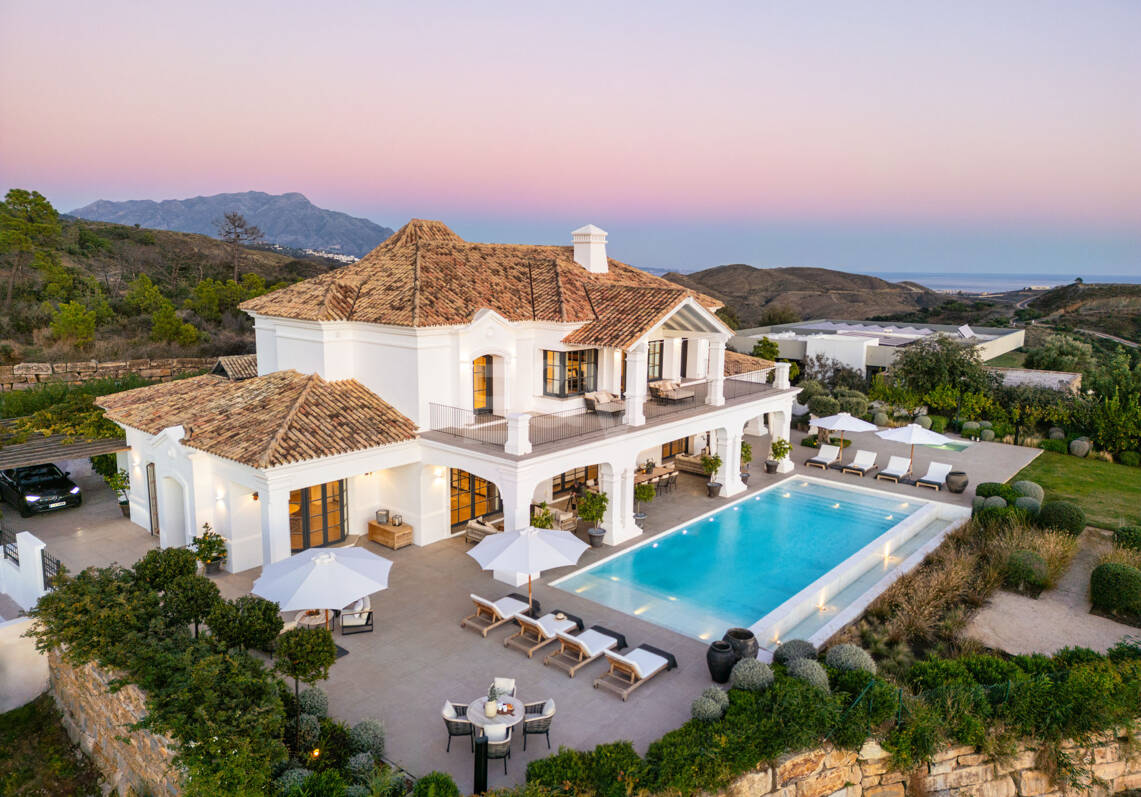 Prestigiosa villa de golf en Marbella Club con vistas impresionantes al Mediterráneo