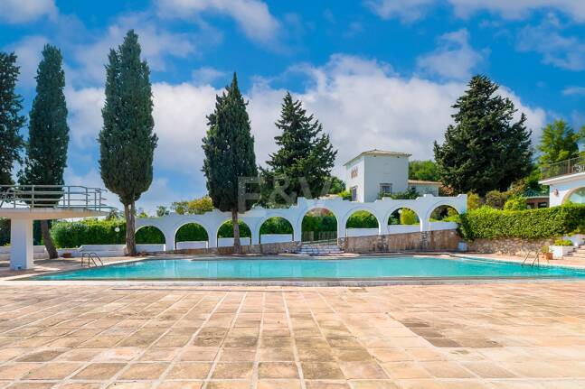 Exceptional Investment Opportunity on Marbella’s Golden Mile