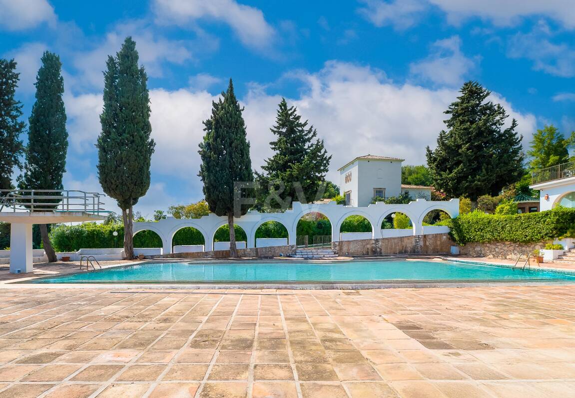 Exceptional Investment Opportunity on Marbella’s Golden Mile