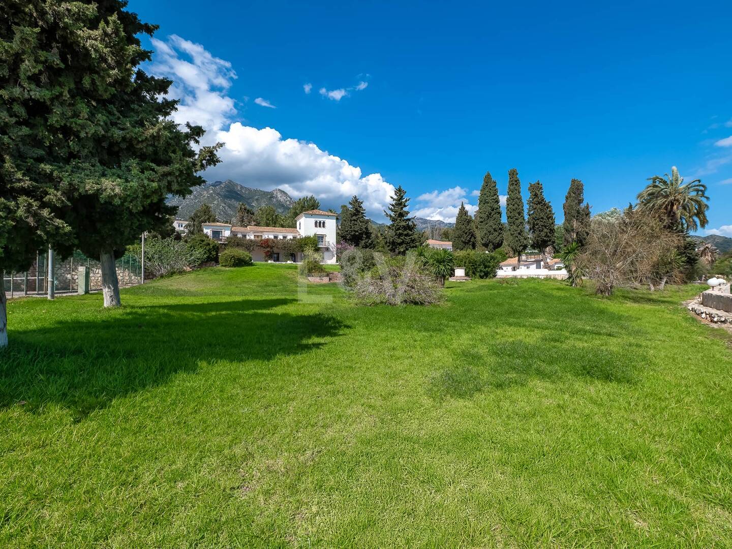 Exceptional Investment Opportunity on Marbella’s Golden Mile