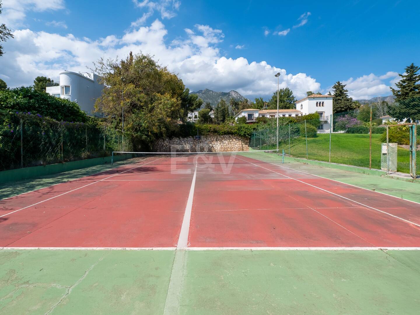 Exceptional Investment Opportunity on Marbella’s Golden Mile
