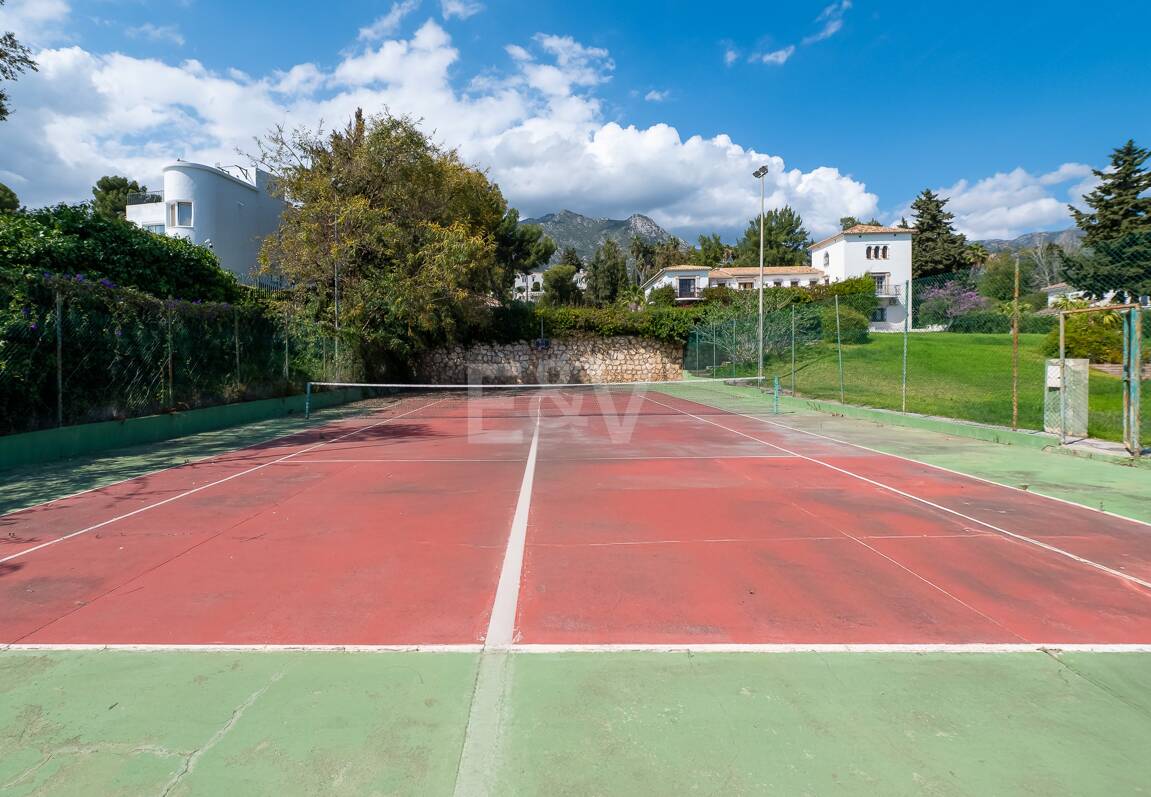Exceptional Investment Opportunity on Marbella’s Golden Mile